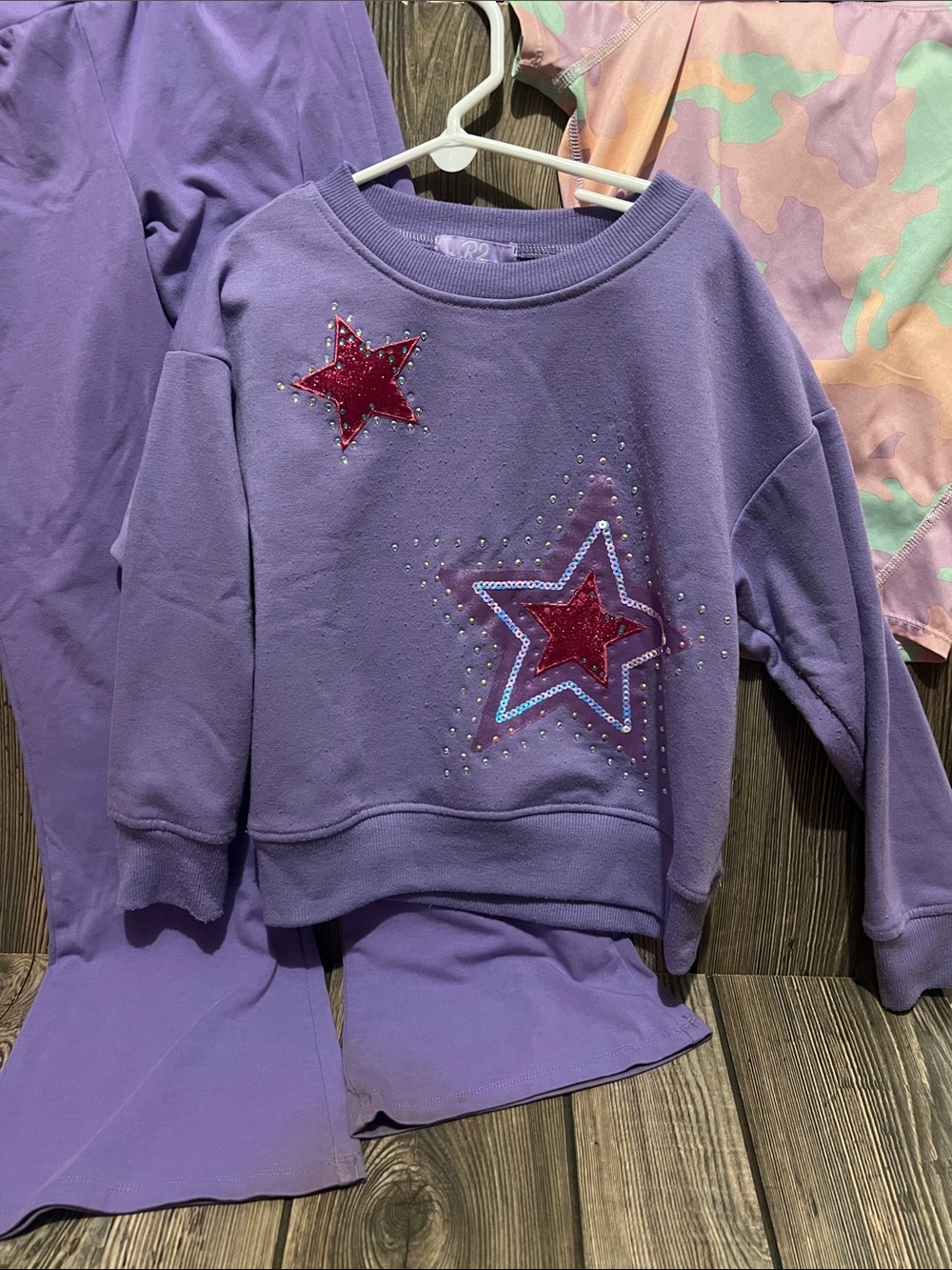 R2 Purple Girls Matching Star Sweatshirt and Pants Set with Red Accent
